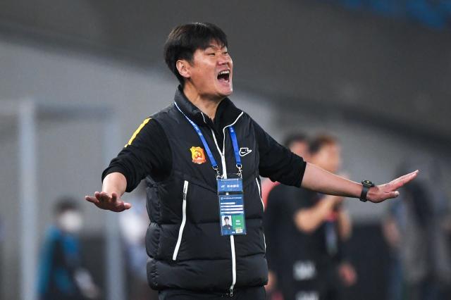 s15外围-马德兴：李霄鹏执教难度远超前任 考验刚刚开始……